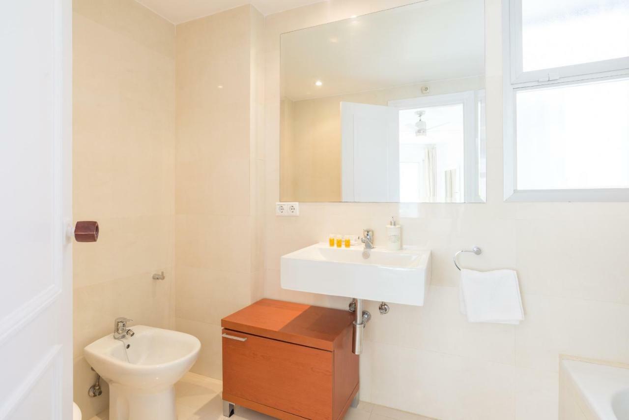 Tgh/ Marbella Beachfront And Center Extérieur photo